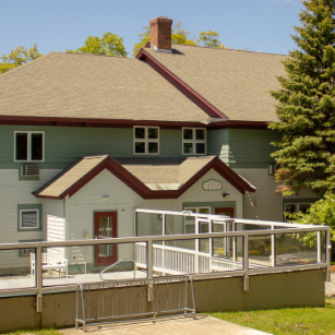 Mountain Laurels Exterior